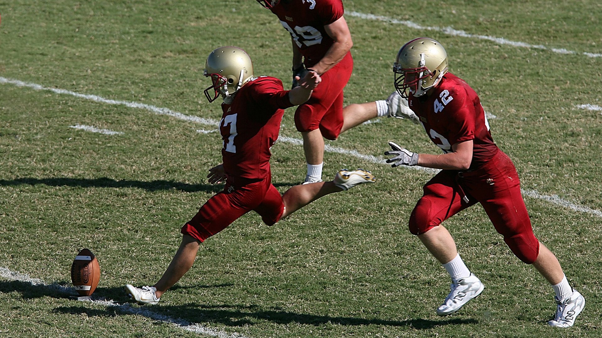 开云体育开云-体测标准调整推动校园体育发展，学校体育达标测试标准